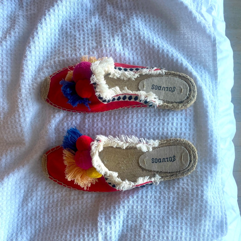 Espadrilles mules. Made in Spain.